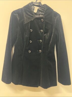 Y Apparel U.S.A Faux Fur Coat, Jacket/Coat, Black, Button Closure, Lined, Small